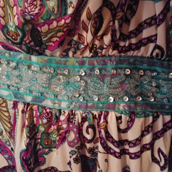 Top - Picture 3 of 3